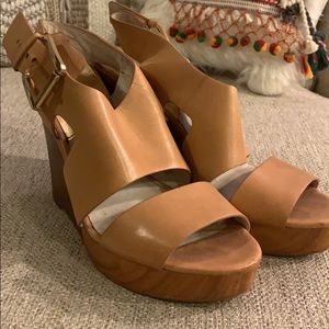 Micheal Kors wedges